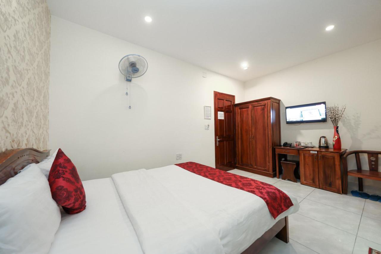 Minh Hoang Hotel Ho Chi Minh City Exterior photo