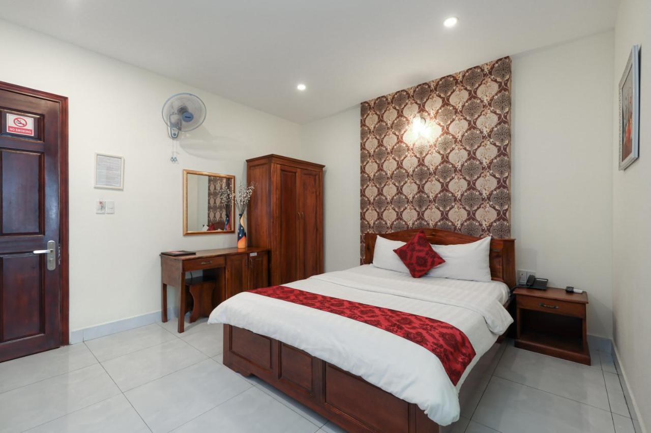 Minh Hoang Hotel Ho Chi Minh City Exterior photo