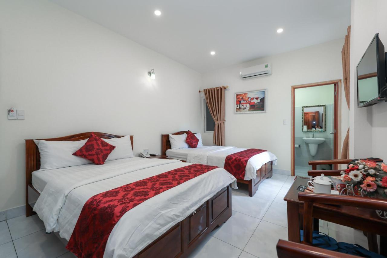 Minh Hoang Hotel Ho Chi Minh City Exterior photo